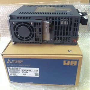 Amplificador de Servomotor Mitsubishi MR-J4-350B RJ020 para Servomotores, Hecho en Japón - Product Image 1