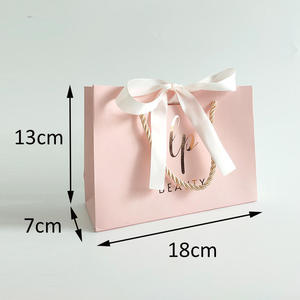 Sac fourre-tout en carton enduit de luxe personnalisé, ruban, matériaux recyclés, logo imprimé en couleur personnalisé - Prix d'usine, boutique - Product Image 3