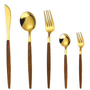 Portugal Réutilisable Or Portugais En Plastique Manche En <span class=keywords><strong>Bois</strong></span> En Acier Inoxydable <span class=keywords><strong>Couverts</strong></span> Argenterie Ensemble En Vrac pour Mariage pour Cadeaux - Product Image 2