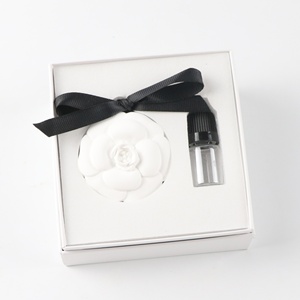 Luxury Gift Hanging Car Wardrobe Aroma Pendant Air Freshener Porcelain Scented <strong>Ceramic</strong> Camellia Flower Essential Oil <strong>Diffuser</strong> - Product Image 3