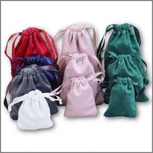 Pochette en micro-velours doux avec cordon de serrage 8x10cm, petit sac cadeau, emballage de luxe pour bijoux, emballage haut de gamme pour femmes, cadeau de Noël - Product Image 1
