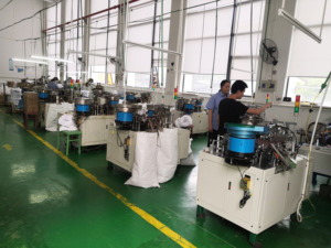 Santa Claus Inflable de 1.8 Metros con Bolsa y <span class=keywords><strong>Escalera</strong></span> de Escalada, Lámpara <span class=keywords><strong>LED</strong></span> Larga en Forma de Luz - Product Image 4