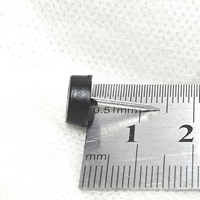 Patins de meubles modernes en plastique noir de 10mm pour canapé de bureau et chaise de salle à manger patins de table de canapé à ongles pour la maison, le bureau et l'école