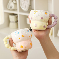 Mug en céramique écologique créatif, design mignon de dessin animé peint à la main en trois dimensions, compatible micro-ondes, pour boissons chaudes, Saint-Valentin
