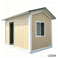 Cabane préfabriquée modulaire avec revêtement en bois grainé, maison d'hôtes de glamping et abri de stockage pour parc forestier, hébergement de camping