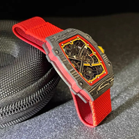 Montre mécanique pour homme de luxe personnalisée, boîtier en fibre de carbone TNPT haut de gamme, mouvement à remontage automatique, aiguilles lumineuses, cadran élégant