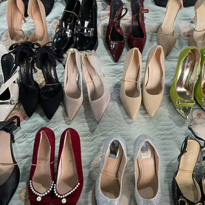 أحذية مستعملة بكعب عالٍ مستعملة للبيع بالجملة أحذية إيطالية عالية الجودة مريحة أزياء السيدات أحذية مختلطة النمط - Product Image 6