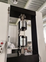 Machine d'essai universelle informatisée - Machine d'essai de traction pour plastique, métal et caoutchouc avec pinces hydrauliques
