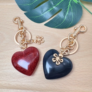Wholesale Heart Shaped Metal Keychain High Quality Crystal love Pendant Suitable for Women's <b>Bag</b> Accessories Car Metal Keychain - Product Image 5