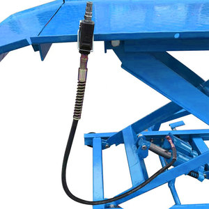 Plataforma Elevadora Neumática Tipo Tijera para Motocicletas OSATE de 800 lb con Certificación CE - Product Image 4