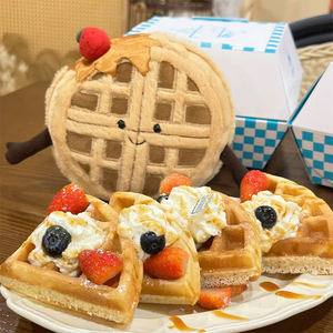 ใหม่เยลลี่แคตสตรอเบอร์รี่น้ำเชื่อมวาฟเฟิลเครปอร่อยยามบ่ายอาหารนุ่มและสนุกสนานชุดของขวัญของเล่นสำหรับผู้หญิงที่ละเอียดอ่อน - Product Image 2