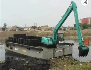Een platbodembootgraafmachine werkt op de boei. - Product Image 1