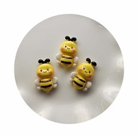 Ultimo modello di cartone animato ape Flatback resina Cabochon forniture di gioielli per realizzare accessori Scrapbooking fai da te torta decorazioni artigianali