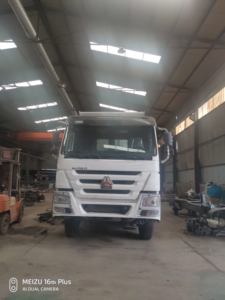 Nuevo Camión Volquete Shacman de Servicio Pesado 371HP Sinotruk HOWO Usado 8*4 12 Ruedas Diésel con Precio de Fábrica Tracción 8x4 - Product Image 6