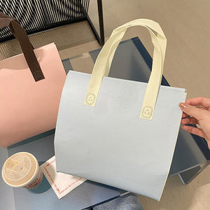 กระเป๋าเก็บความร้อนแบบพกพาสำหรับส่งอาหาร กาแฟ เค้ก ทำจากอลูมิเนียมฟอยล์สีขาวแบบกำหนดเอง ไม่ถักทอ ใช้แล้วทิ้ง - Product Image 6