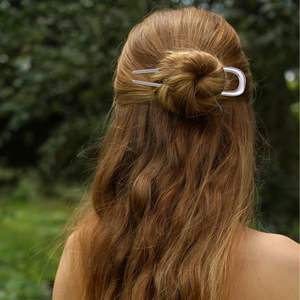 Pince à cheveux en métal plaqué or et argent, à deux branches, grande, style asiatique, noire, brillante, en forme de U, pour femmes - Product Image 3