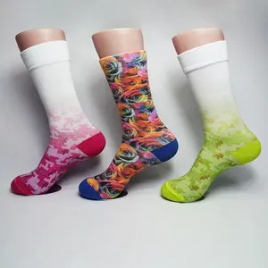 360 Bằng 3D In Thăng Hoa Socks Cotton Tùy Chỉnh In Socks Với Mô Hình Của Bạn