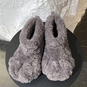 Xinzirain Custom inverno nuovi stivali corti in pelliccia sintetica stile zampa di gatto fodera calda da donna a metà polpaccio tacco piatto stivali da neve per donna - Product Image 5