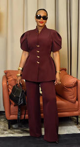 <span class=keywords><strong>Ensemble</strong></span> tailleur deux pièces grande taille pour femme, style <span class=keywords><strong>africain</strong></span>, blazer à manches courtes et <span class=keywords><strong>pantalon</strong></span> large, idéal pour le bureau - Vente en gros - Product Image 3