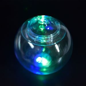 Vasos de Plástico Personalizados al por Mayor de 720 ml con Luz LED Brillante en Forma de Bola para Bebidas, Vasos de Agua para Navidad, Halloween y Bares - Product Image 5
