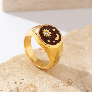 แหวนสแตนเลสชุบทอง PVD ลายพระอาทิตย์และพระจันทร์ แฟชั่นขายส่งสุดฮิต รุ่น Hope 2026 - Product Image 2
