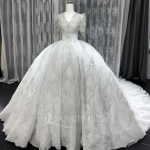 Vestido de Novia Moderno Wx293 con Escote Corazón, Estilo Europeo, Cola Capilla, Apliques Florales, Espalda Descubierta y Sexy - Product Image 6