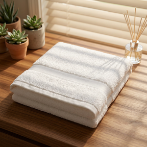 Serviette de bain de luxe pour hôtel, en coton biologique, douce, très absorbante, qualité spa premium, antimicrobienne, séchage rapide, écologique, en gros - Product Image 1