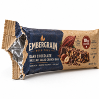 Sachet en papier kraft imprimé sur mesure avec fermeture arrière pour emballage de barre chocolatée noire aux noisettes, idéal pour les snacks protéinés Cacao Crunch
