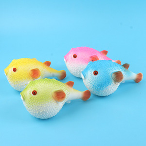Jouet anti-stress en forme de poisson-bouffant coloré en TPR, jouet sensoriel élastique, cadeau fantaisie pour enfants, vente en gros - Product Image 1