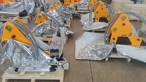 Brise-roche latéral Soosan SB40 – Corps principal du produit – Approvisionnement direct usine – Garantie d'un an – Caractéristiques standard incluses - Product Image 6