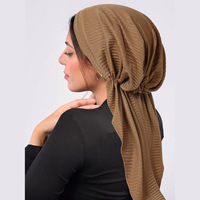 Zifeng OEM – Nouveau turban tricoté rayé à longues lanières, chapeau hijab pour femmes musulmanes, vente chaude