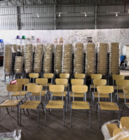 Chaise d'étudiant en contreplaqué avec tablette d'écriture pour salle de classe et salle de formation