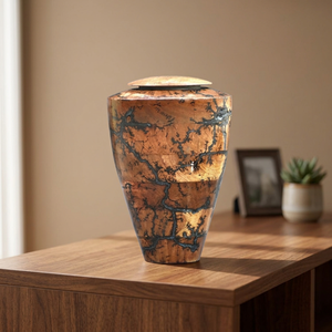 Urna de Madera Hecha a Mano en Forma de Lágrima, Ataúdes y Urnas Duraderas para Mascotas - Product Image 3