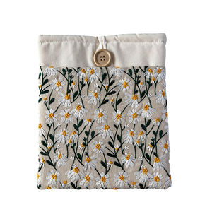 Venda quente lona forro bordado margaridas <span class=keywords><strong>kindle</strong></span> bolsa E livro protetor com bolso frontal - Product Image 2