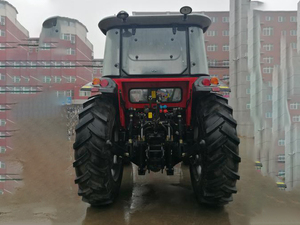 Nuevo Tractor Agrícola con Piezas Opcionales en Oferta, Modelo Popular TT1304 de 130HP para Operaciones Agrícolas - Product Image 2