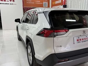 Toyota <span class=keywords><strong>RAV4</strong></span> 2.0L CVT 4WD Style 2020 - Voitures d'occasion Toyota - Product Image 3