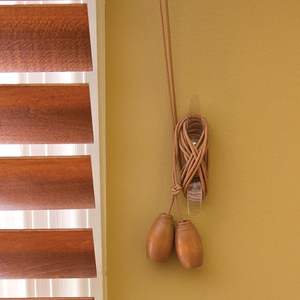 Clip <span class=keywords><strong>de</strong></span> poids <span class=keywords><strong>de</strong></span> cordon d'accessoires <span class=keywords><strong>de</strong></span> stores en gros, clip <span class=keywords><strong>de</strong></span> tension <span class=keywords><strong>de</strong></span> cordon <span class=keywords><strong>de</strong></span> chaîne transparent aveugle, <span class=keywords><strong>enrouleur</strong></span> <span class=keywords><strong>de</strong></span> cordon aveugle pour fenêtre <span class=keywords><strong>de</strong></span> bureau à domicile - Product Image 6