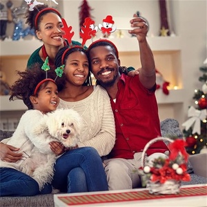Diademas navideñas de plástico con diferentes diseños para niños, mujeres y hombres para fiestas navideñas Recuerdos de fiesta perfectos - Product Image 5