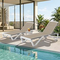 Ensemble de chaises longues de patio empilables en aluminium au design moderne avec dossier réglable en tissu double couche et 2 tables |   Résistant aux UV marron