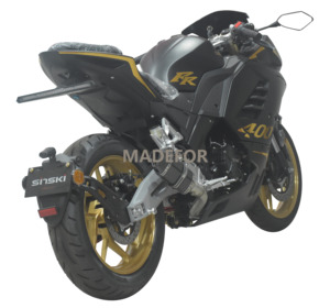 Moto sportive à essence à deux roues, 400 cm3, monocylindre, 4 temps, 150 km/h, ABS, haute vitesse, normes européennes - Product Image 2