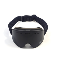 Vente en gros de lunettes de ski personnalisées de nouvelle conception, anti-impact, UV400, anti-buée, avec lentille magnétique pour les sports et les activités de plein air