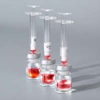 Le kit comprend des seringues, des matériaux d'emballage, des seringues pour sérum, des ampoules de poudre lyophilisée, des flacons de 5 ml et de l'acide hyaluronique.