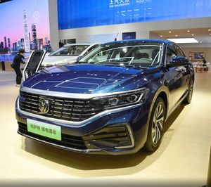 2025 nuevo vehículo de energía coches de pasajeros Auto <span class=keywords><strong>Vw</strong></span> Passat Phev sedán nuevo híbrido de tamaño mediano coche eléctrico para Volks-wagen China barato - Product Image 2