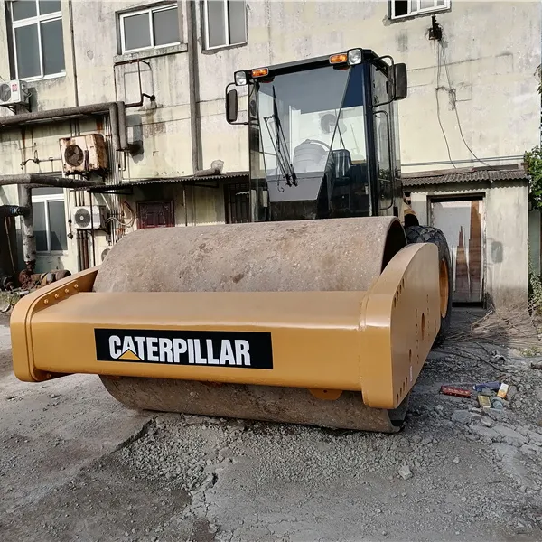 Original Japan Used Road Roller CAT CS683E construction caterpillar machinery Used CAT Road Roller For Sale