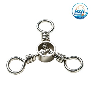 <span class=keywords><strong>Triple</strong></span> émerillons anti-emmêlement 3 voies pour la <span class=keywords><strong>pêche</strong></span> au silure, avec mousqueton émerillon, nickelé, haute capacité de charge - Product Image 1