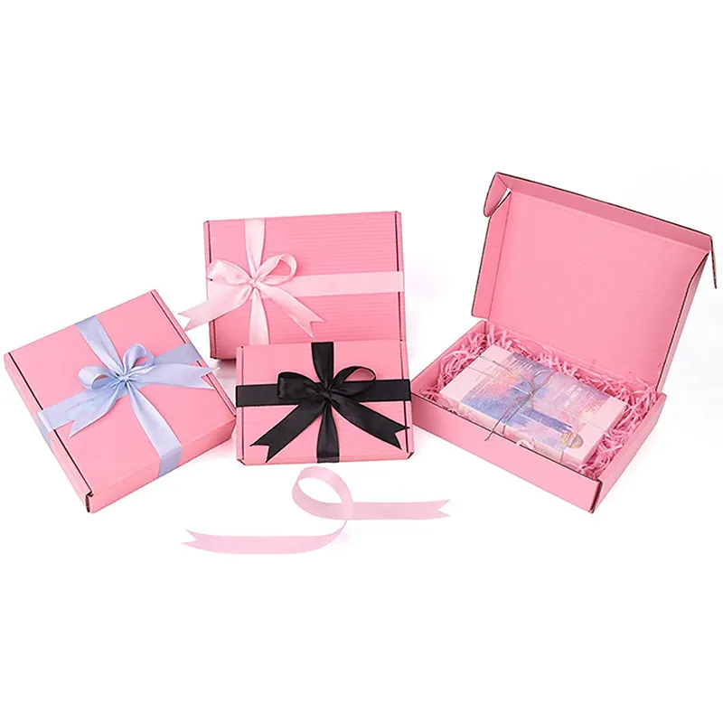 クラフトフェスティバルクリスマスを包装するための複数のサイズのピンク色の段ボールメーラー配送パッキングギフトボックス