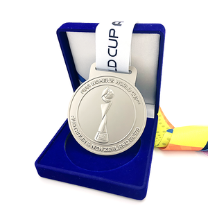 Medallas de fútbol a precio de proveedor Color dorado y plateado y Color bronce con cinta Premio de bota dorada - Product Image 6