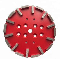 Disque de meulage diamanté pour sols en béton de 250 mm (10 po) à 20 segments pour la préparation des sols et l'élimination des revêtements