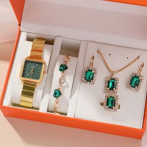 Ensemble de 5 montres à quartz et bagues plaquées, écologiques et luxueuses, avec petite ceinture en acier vert, coffret cadeau - pour la fête des femmes, anniversaire - Product Image 6