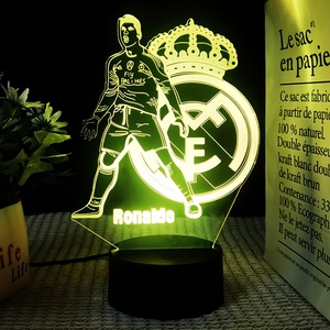 Lámpara de Noche 3D Serie Estrella de Fútbol - Ronaldo, Lámpara de Mesa LED con Control Remoto Táctil para Dormitorio - Product Image 2